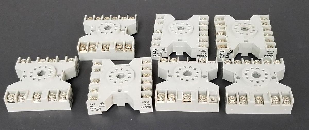 Used LOT OF 7 IDEC SR3P-06 RELAY BASES 10A, 300V, SR3P06
