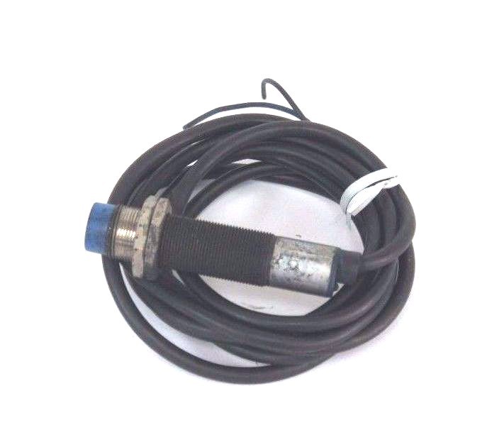 Used ALLEN BRADLEY 871C-D8B18 PROXIMITY SENSOR SER. A, REV. B, 871CD8B18