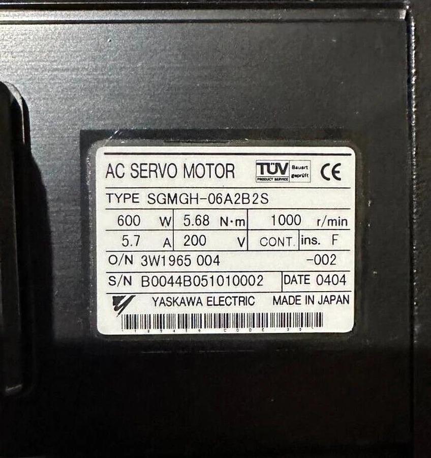 Used NEW YASKAWA SGMGH-06A2B2S / SGMGH06A2B2S AC SERVO MOTOR 5.68Nm 5.7A UTSAH-B17BB