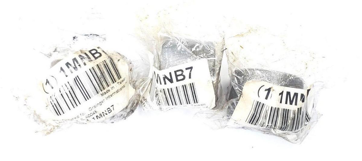 Used LOT OF 3 NEW GRAINGER 1MNB7 HALF COUPLINGS FNPT, 3/4'' PIPE SIZE