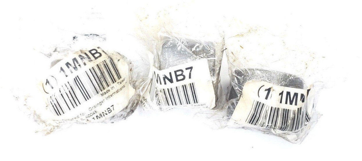 Used LOT OF 3 NEW GRAINGER 1MNB7 HALF COUPLINGS FNPT, 3/4'' PIPE SIZE
