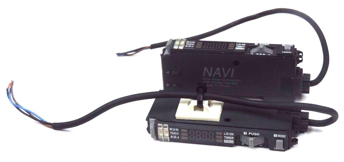 Used LOT OF 2 SUNX FX-301P-F7 NAVI ADVANCED DIGITAL FIBER OPTIC SENSORS FX301PF7