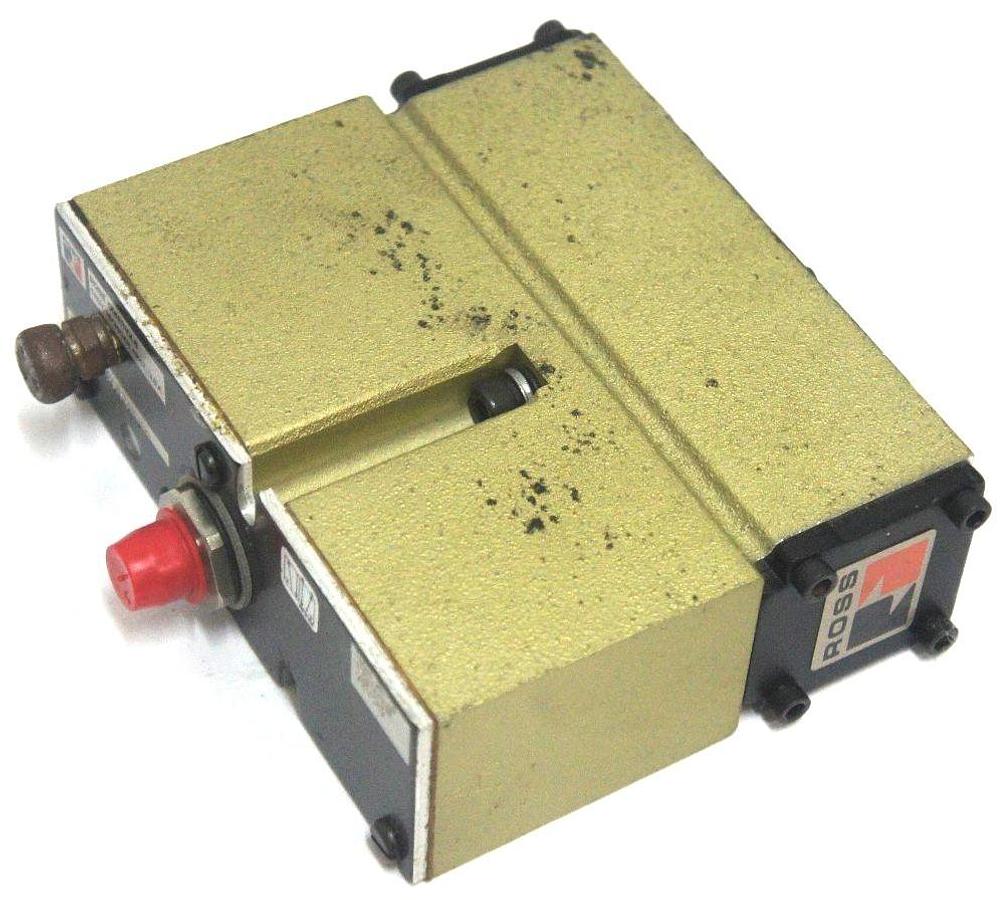 Used NEW ROSS CONTROLS 8076C3311 PILOT VALVE 5/2 125 SPR RET SGLCHRY