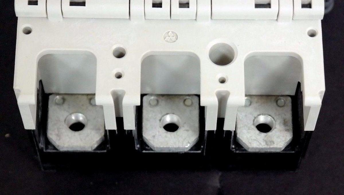NIB MITSUBISHI NF225-CWU3 CIRCUIT BREAKER 125A, 3P, NF225-CWU NF225CWU3125