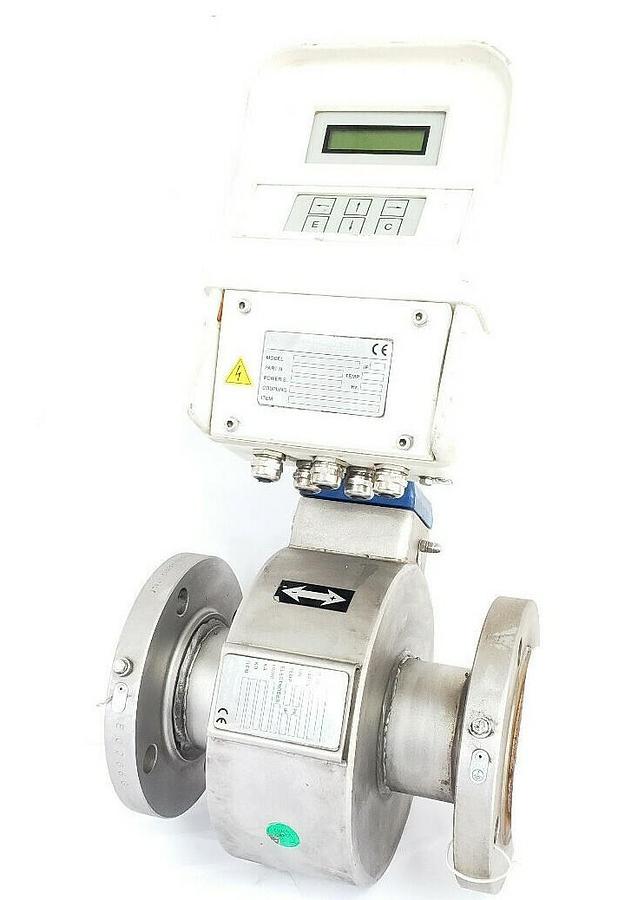 Used NEW MASTER METER MC-208 QAZ-127 FLOW METER CONTROLLER W/ MUT-2200 QAC-120 VALVE