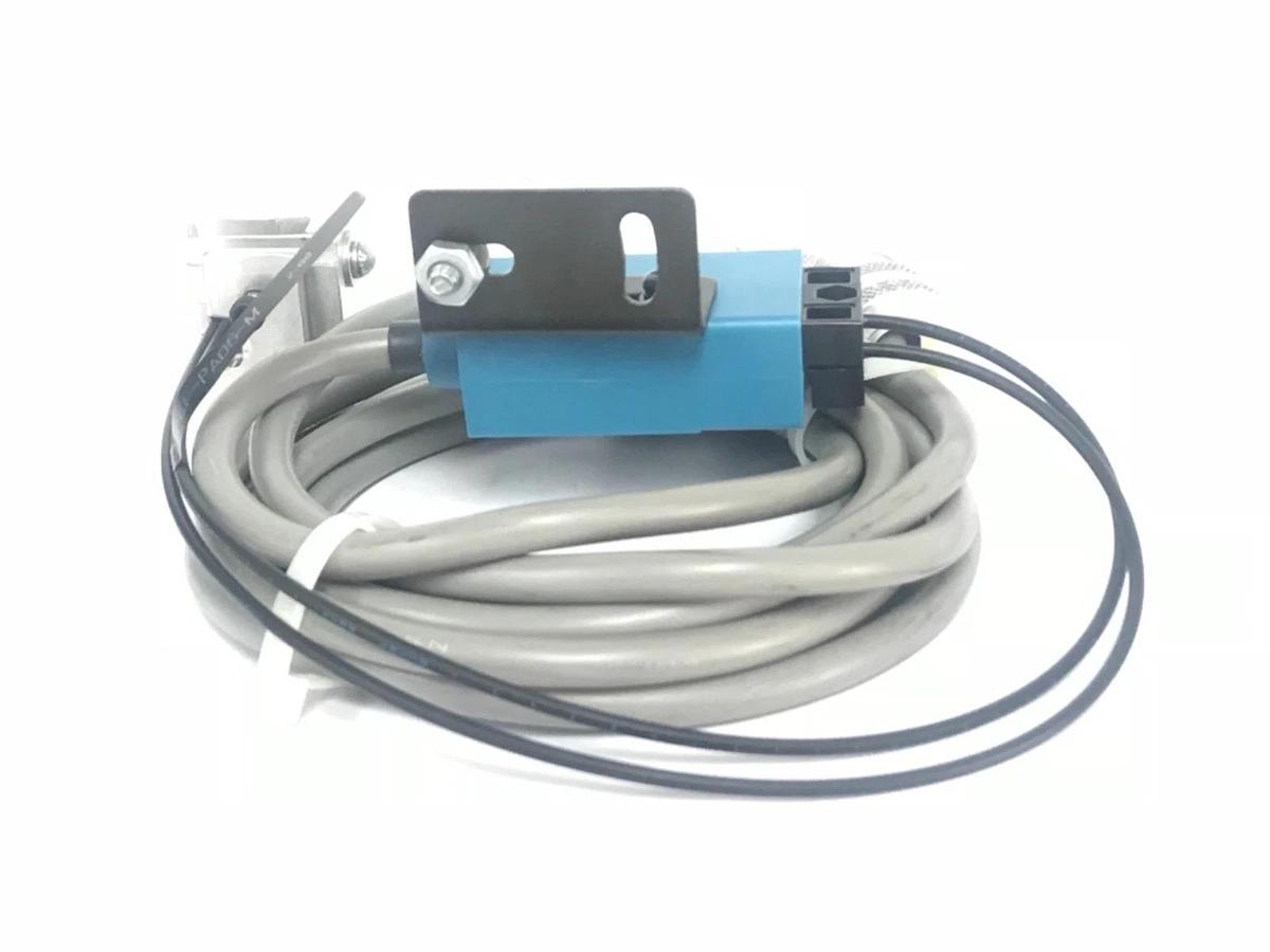 NEW HONEYWELL FE7C-FRU2-M PHOTOELECTRIC SENSOR W/ FIBER OPTIC CABLE FEF-PAD6-M