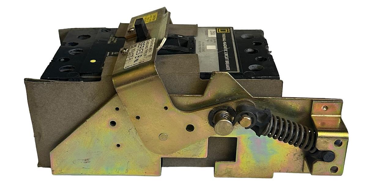 Used SQUARE D KAL36250 THERMAL-MAGNETIC CIRCUIT BREAKER 250A W/ 9422-RP-1 /B MECH