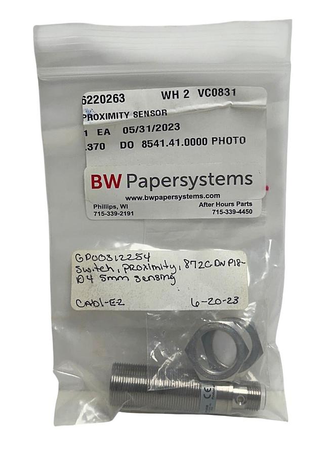 ALLEN BRADLEY 872C-D5NP18-D4 /E BULLETIN 872C INDUCTIVE PROXIMITY SENSOR NSNP