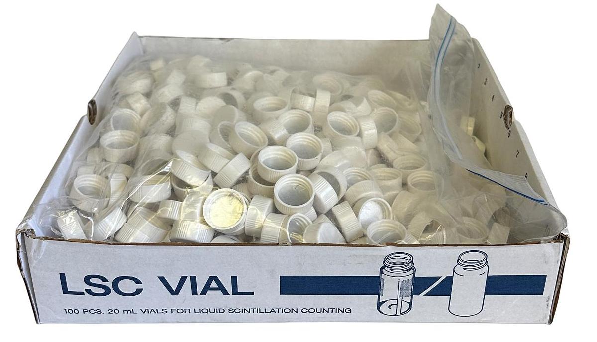 Used 450 NEW PerkinElmer 6000128 20mL HIGH PERFORMANCE GLASS VIALS W/ SCREW CAPS
