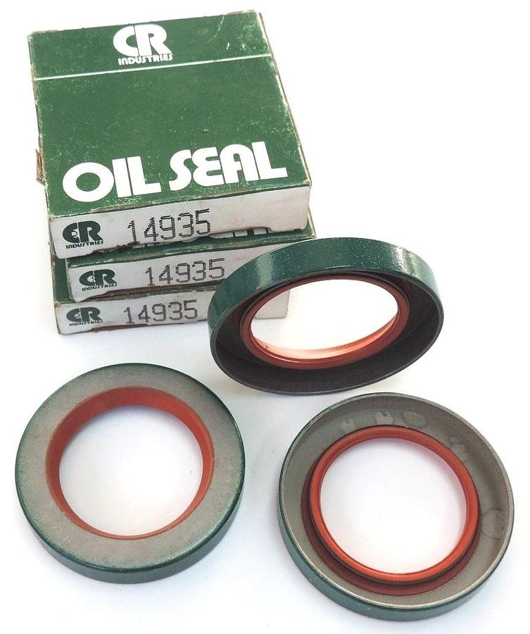 Used LOT OF 3 NIB CHICAGO RAWHIDE 14935 OIL SEALS