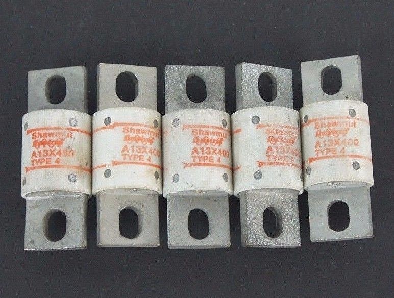 Used LOT OF 5 NEW GOULD SHAWMUT A13X400 AMPTRAP TYPE 4 FUSES 400 AMPS, 130 V