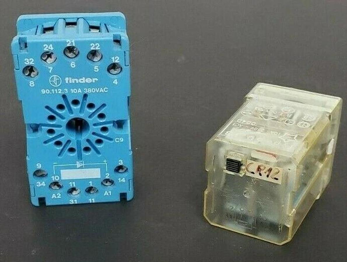 Used FINDER 90.112.3-10A RELAY SOCKET W/ 60.13 RELAY 10A, 250V