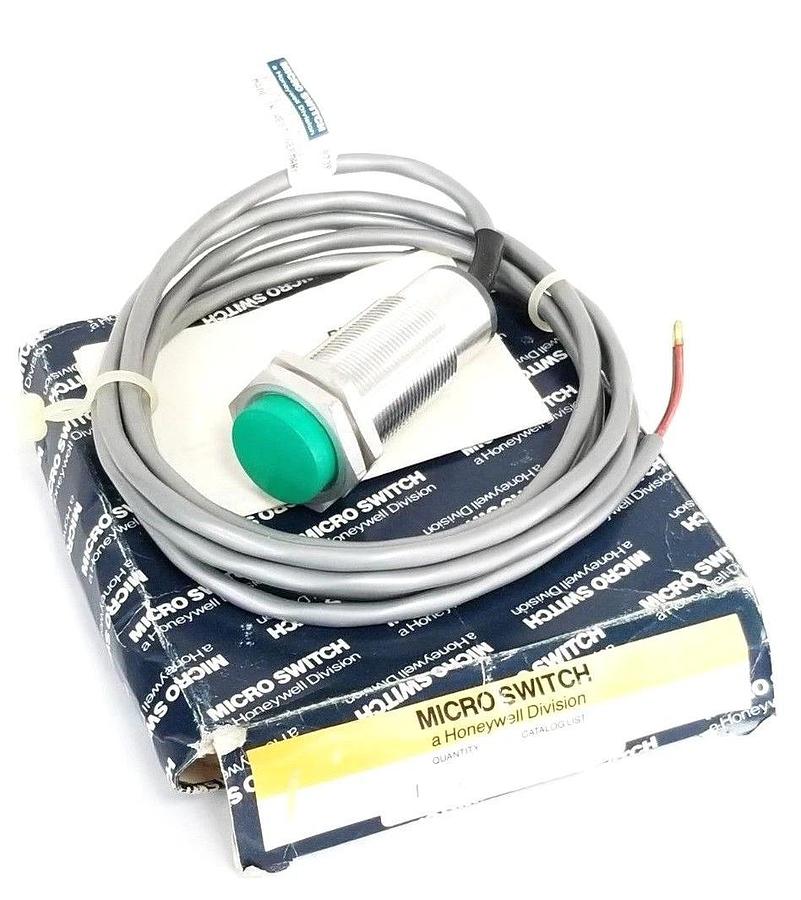 Used NIB HONEYWELL MICROSWITCH FYCD15C5-2 PHOTOELECTRIC SENSOR 92-132VAC 50/60HZ