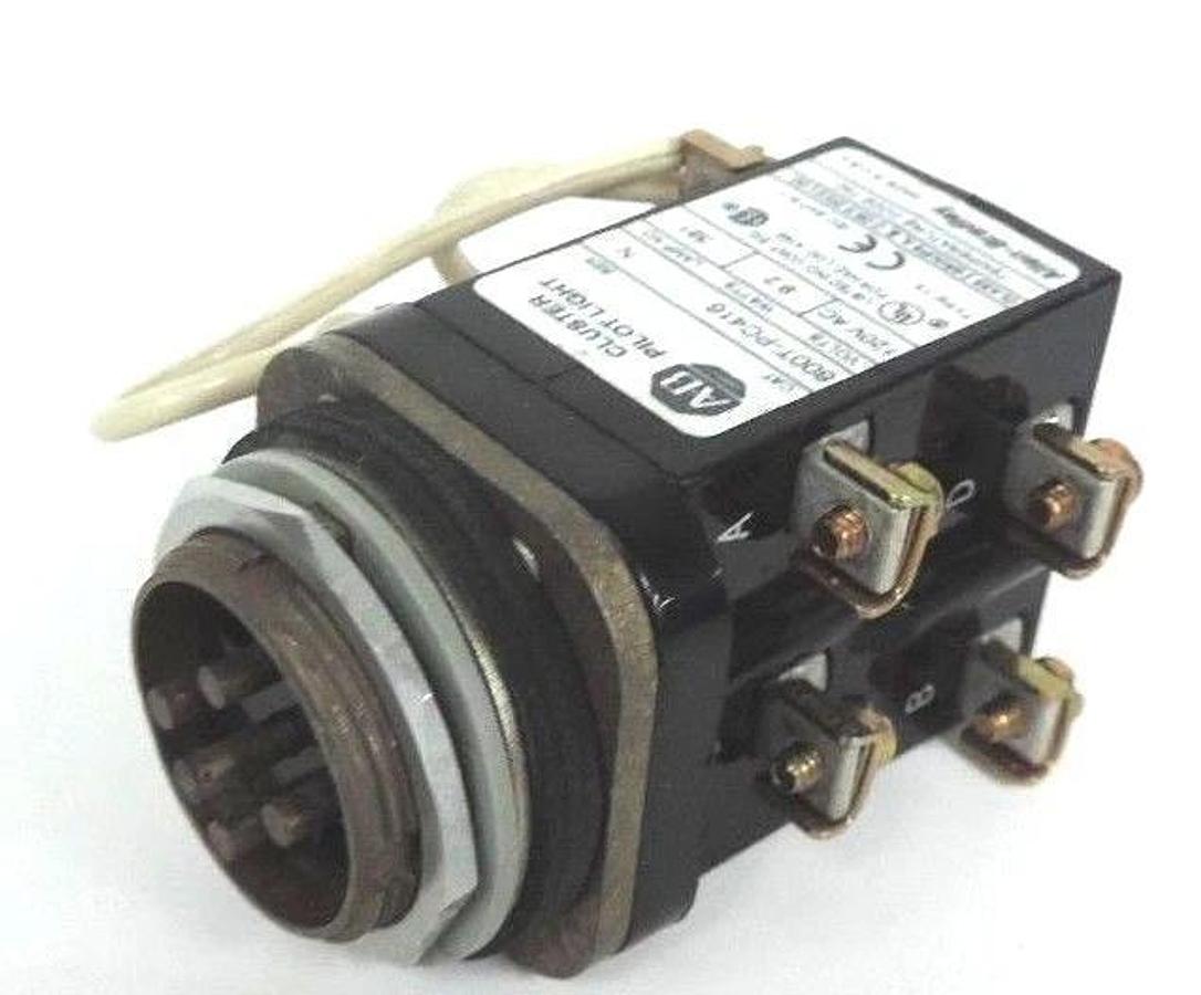 Used ALLEN BRADLEY 800T-PC416 CLUSTER PILOT LIGHT 800TPC416 SER. N LAMP NO. 381