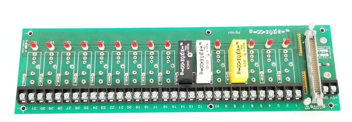 Used OPTO 22 PB16H LOGIC CONTROLLER RACK BOARD W/ OAC5 , IDC5D , IAC5 001820C