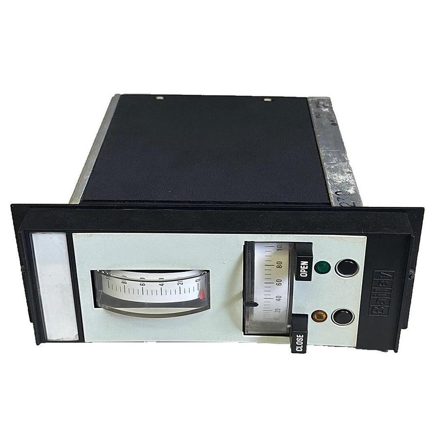 Used BAILEY BABCOCK & WILCOX 720011AAAA1 UTILITY STATION CONTROLLER M/A 24V 80MA DC