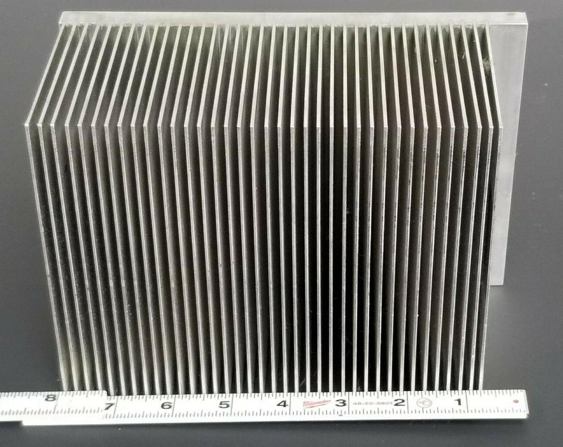 Used BALDOR HEAT SINK FOR H2 INVERTER DRIVES 37-BLADE