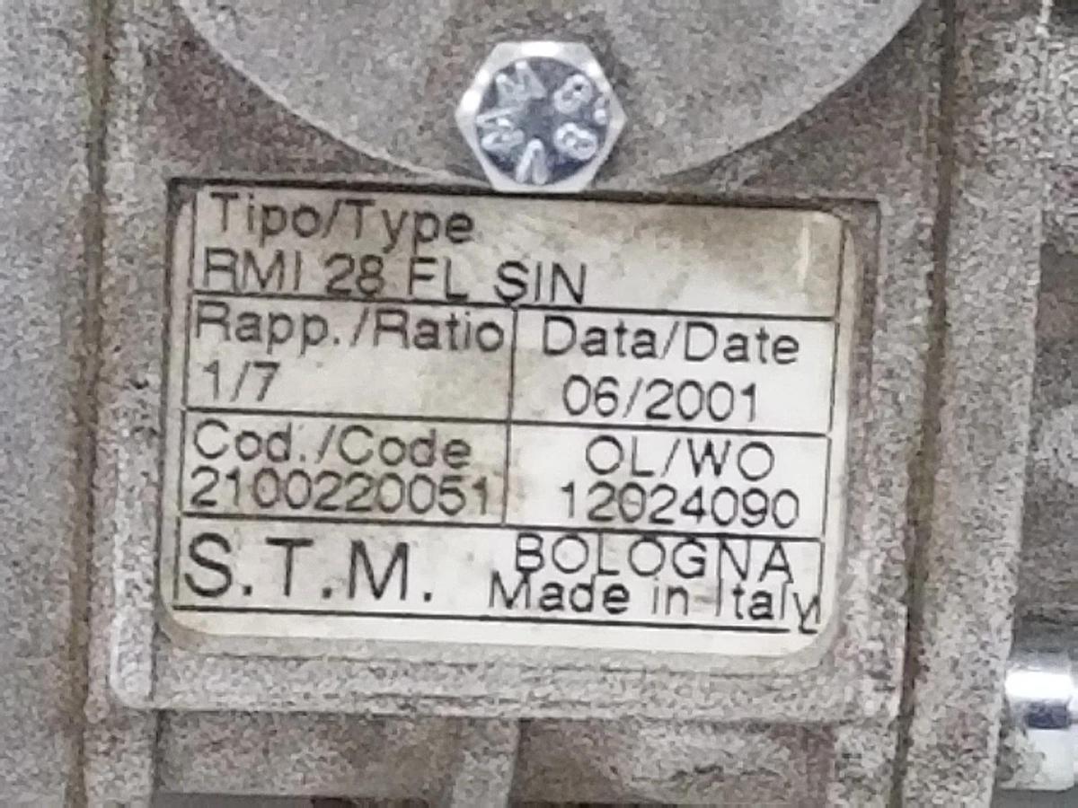 Used MITSUBISHI HC-PQ13-UE AC SERVO MOTOR HCPQ13UE, W/ S.T.M. RMI 28 FL SIN GEARBOX