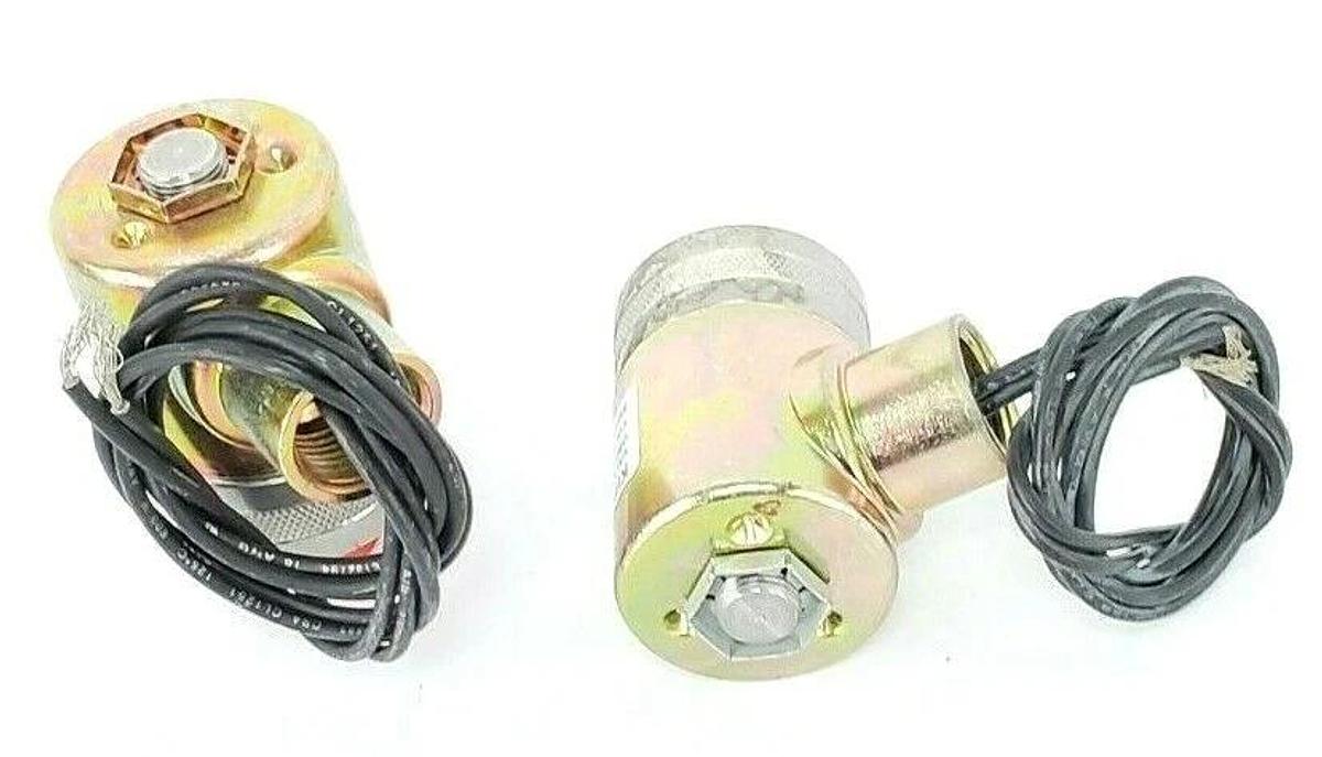 LOT OF 2 NEW KIP INC. 662018-02 SOLENOID VALVES ORIFICE: 1/4'' VOLTS 120/60
