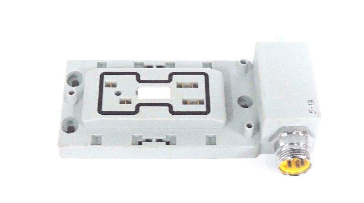Used LOT OF 2 ALLEN BRADLEY 1792D-CB18 SER. B REV. B01 CABLE BASES 1792DCB18