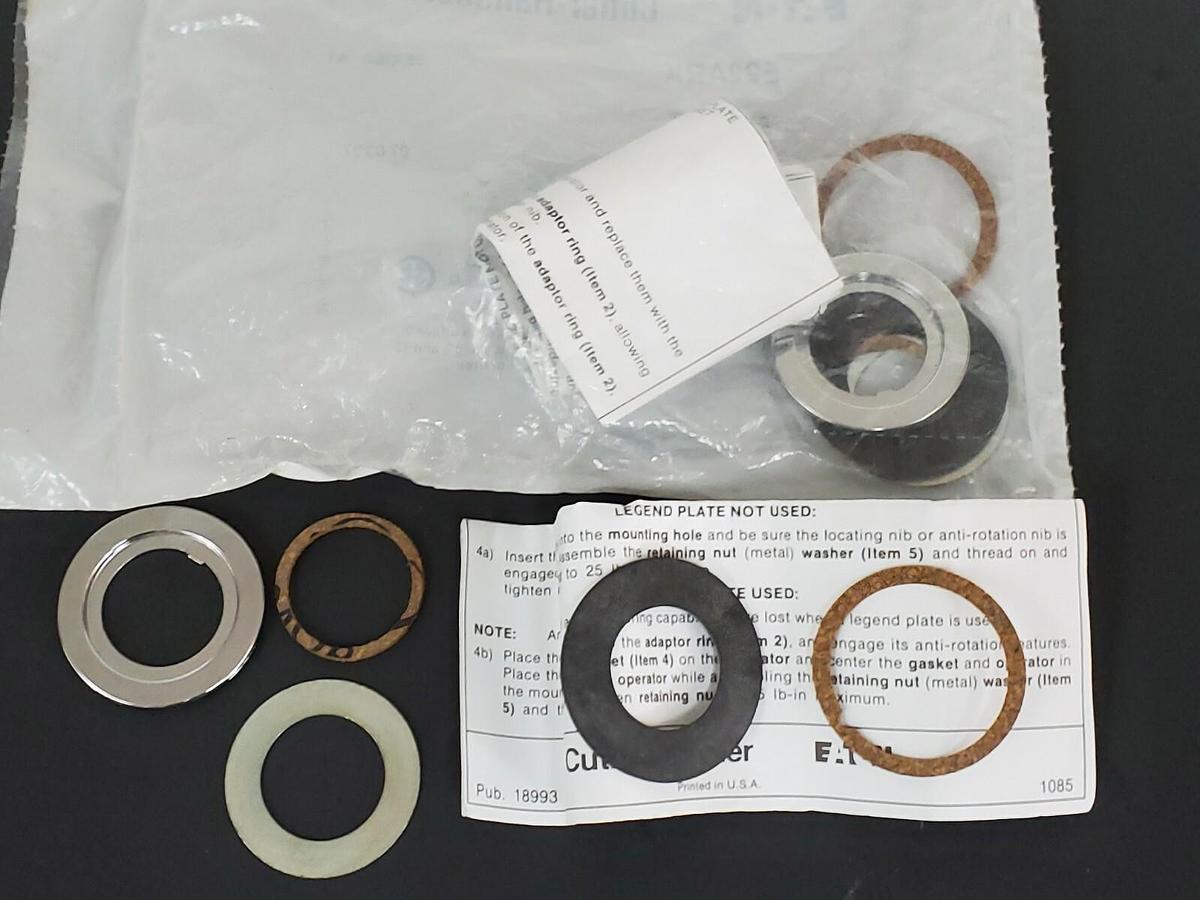 Used LOT OF 2 NEW EATON CUTLER-HAMMER E22ARK ADAPTOR KITS SER. A1 (1 OPENED)
