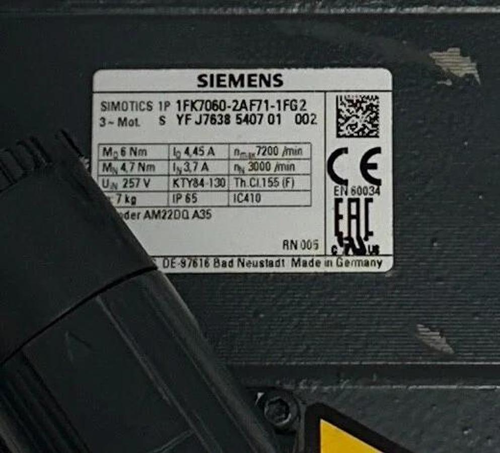 Used SIEMENS 1FK7060-2AF71-1FG2 / 1FK70602AF711FG2 SIMOTICS SERVO MOTOR 257V USNP