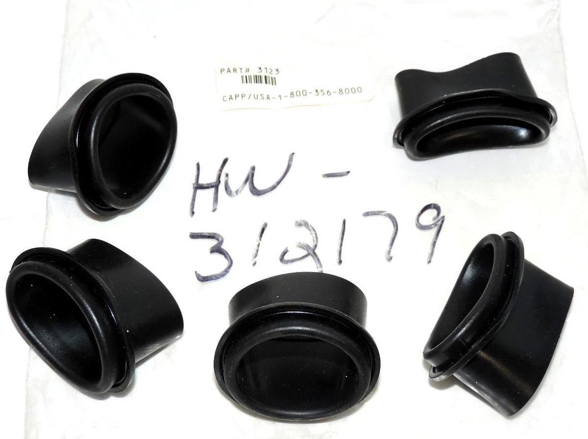 Used NEW LOT OF 5 CAPP/USA 3123 INSULATORS HW312179