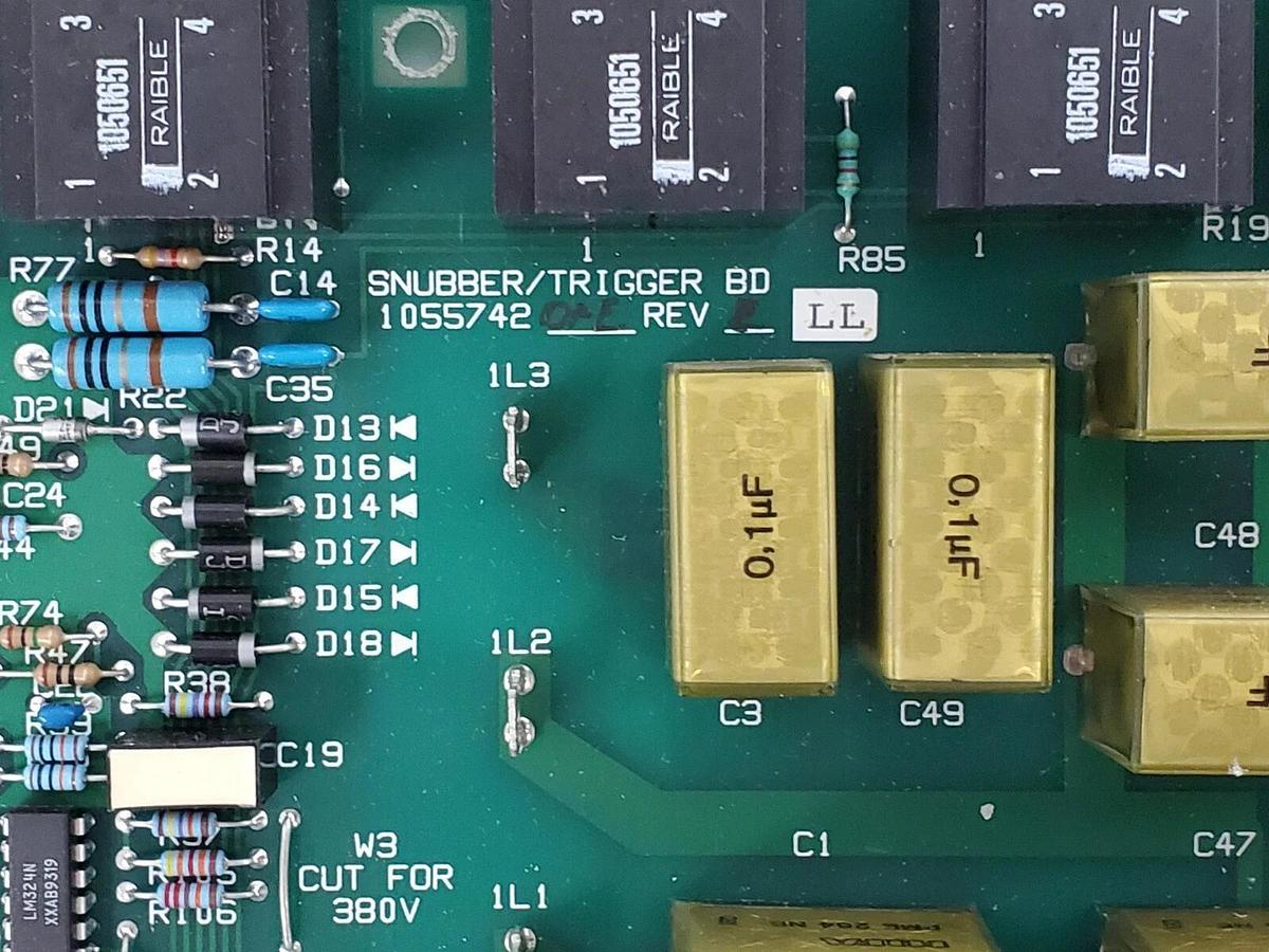 Used BOSTON / FINCOR 105574201-E SNUBBER / TRIGGER BOARD REV: E LL 1055742