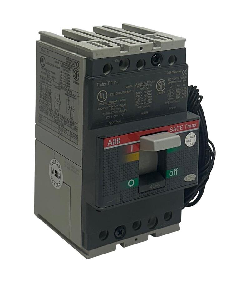 Used ABB SACE Tmax T1N / T1N040TLA / 1SDA061803R1 CIRCUIT BREAKER 40A 3-POLE AUX NSNP