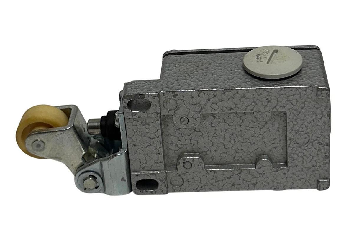 STEUTE ES61WH10/1S / 61.0.14.0.01 LIMIT SWITCH ROLLER-LEVER 500 (380)V NSNP