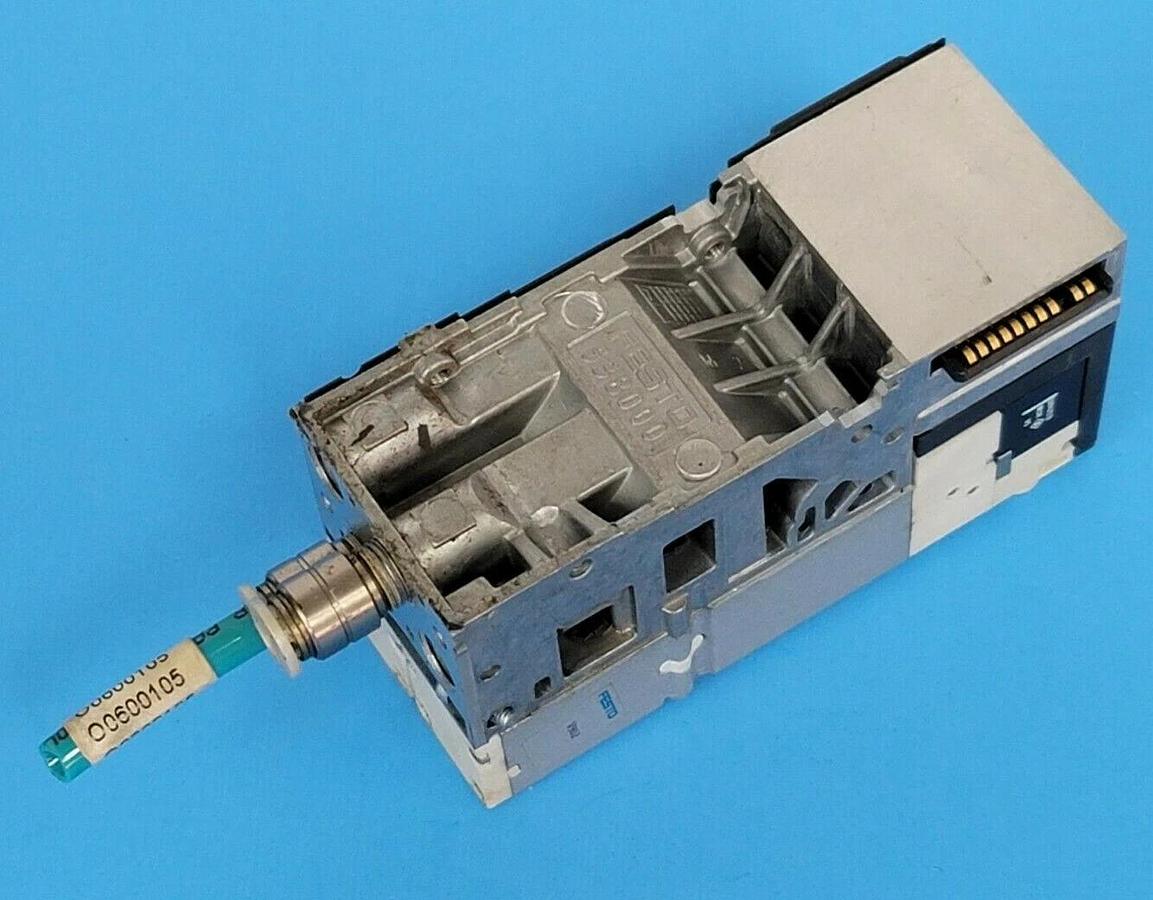 Used FESTO VMPA2-FB-EMG-4 ELECTRONICS MODULE W/ VALVES 537953, 537952