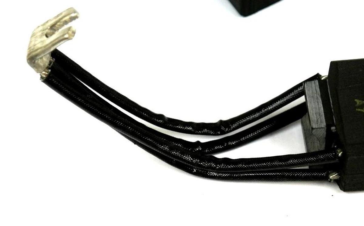 Used LOT OF 3 NATIONAL M15883 A7 MOTOR CARBON BRUSHES 1" X 1-1/2" X 1-3/4" NEW