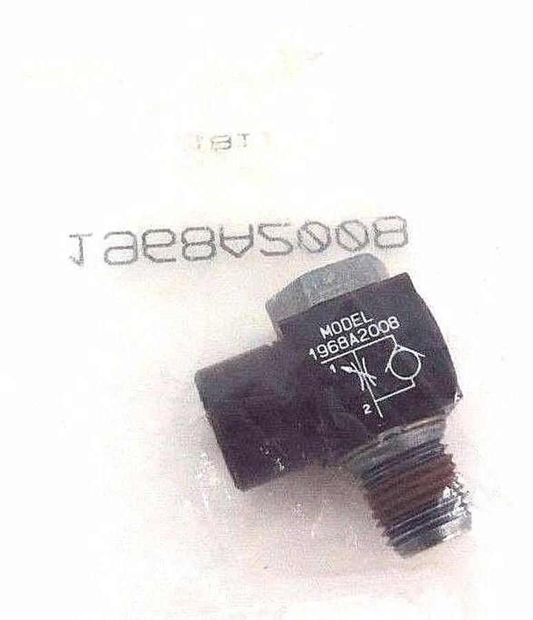 NIB ROSS 1968A2008 90 DEG 1/4 NPTF THD SLOT FLOW VALVE