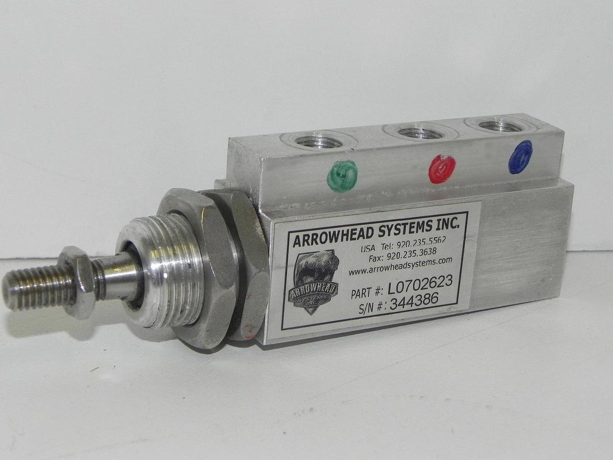 Used ARROWHEAD SYSTEMS INC. L0702623 AIR CYLINDER 1/2" STROKE, 3/8" BORE, 1/4" NPT