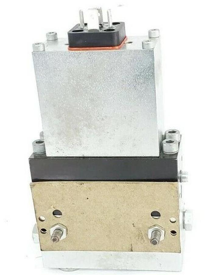 NEW ENERPAC VP22 SOLENOID VALVE 110 VAC, 5000 PSI (350 BAR) VP 22 3200
