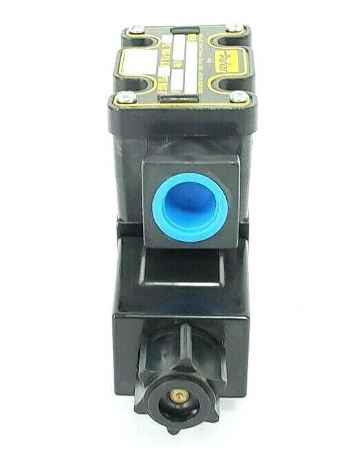 Used NIB PARKER D1VW20DNQCF72XB034 SOLENOID VALVE 5000PSI, 0.56 AMPS
