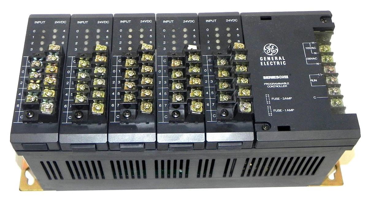 Used GE FANUC IC610CHS100B RACK W/ POWER SUPPLY AND 5 IC610MDL101A INPUT MODULES