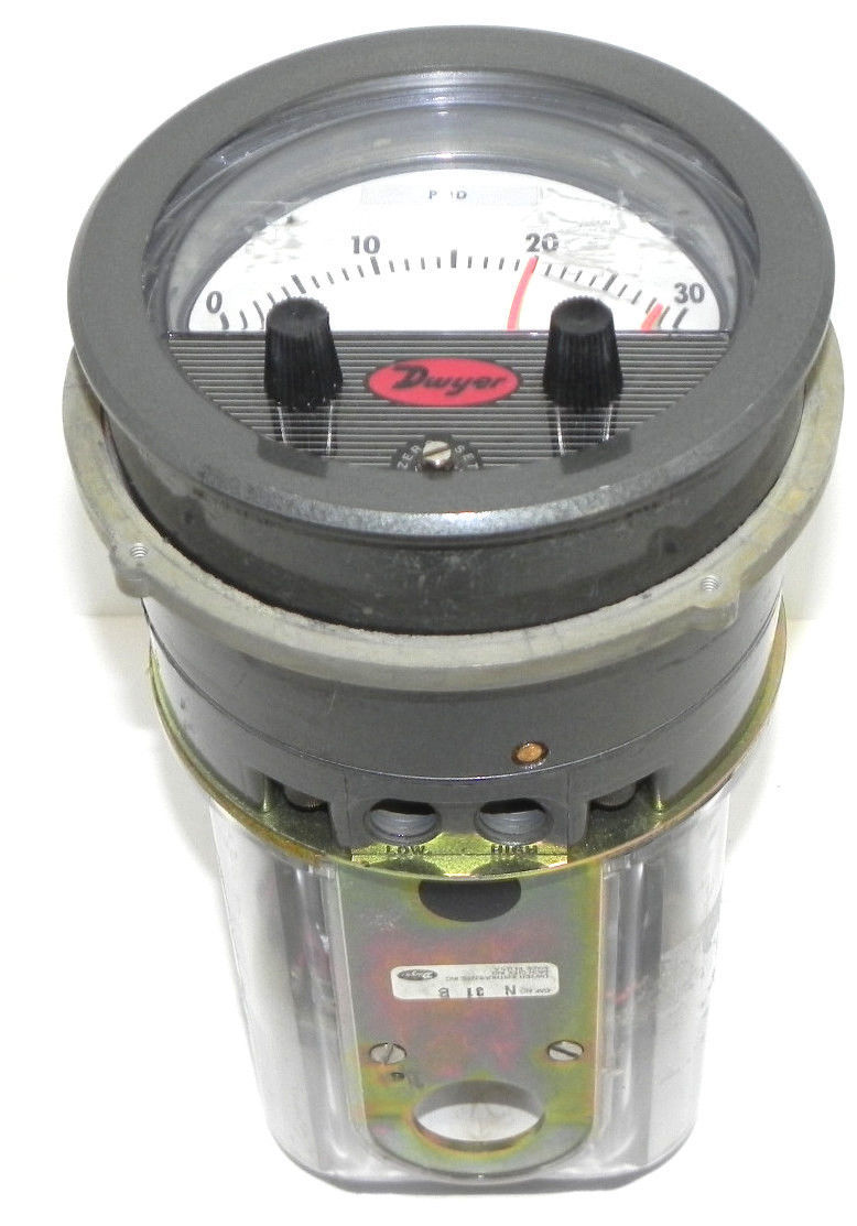 Used DWYER 43230S PRESSURE SWITCH CAPSU-PHOTOHELIC CIRCUIT HH-117 VAC