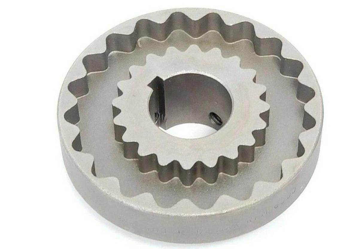 Used LOT OF 2 NIB MARTIN 6J 1 1/4 COUPLING FLANGE HUBS 6J114