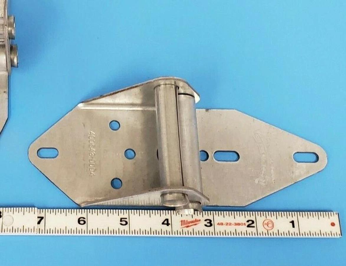 Used LOT OF 6 OVERHEAD DOOR 400643-0004 HINGES 4006430004