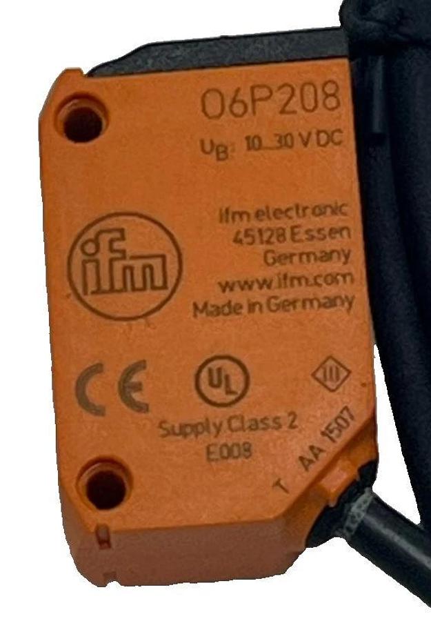 Used IFM EFECTOR O6P208 Photoelectric Sensor O6P-FPKG/1M/PH-O6P208