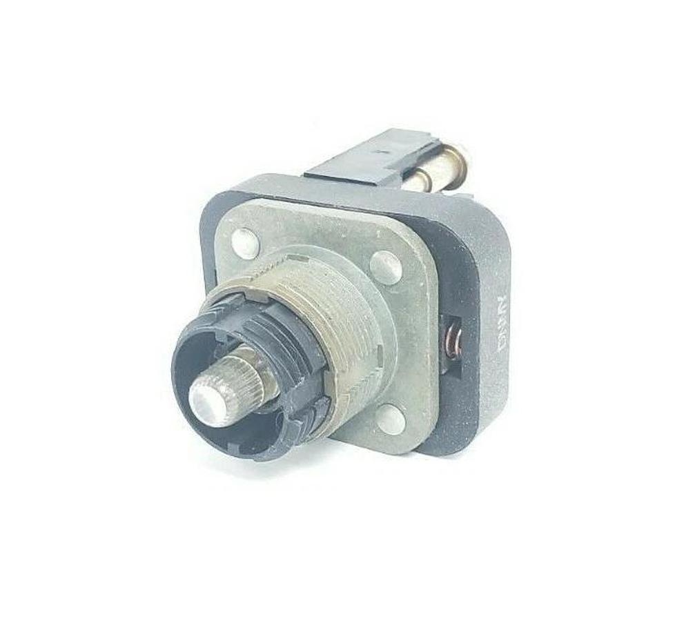 Used ALLEN BRADLEY 800T-FXNR10XA7 PUSHBUTTON SER. T 120V B2A LAMP 800TFXNR10A7