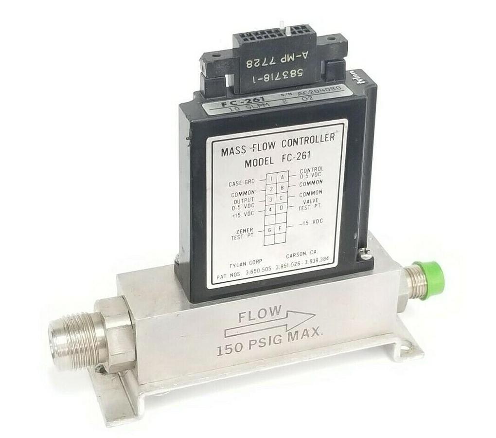 Used TYLAN CORP. FC-261-10SLPM-B-02 MASS FLOW CONTROLLER 150PSIG 583718-1 A-MP 7728