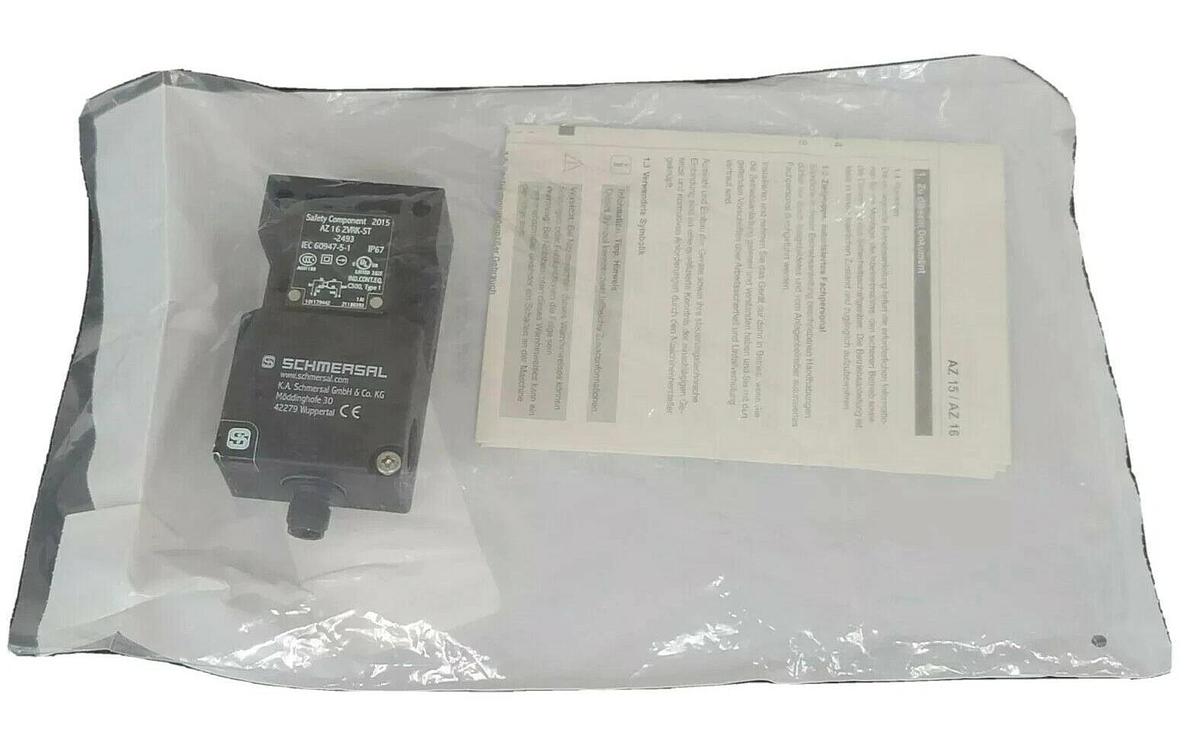 Used NEW SCHMERSAL P/N: 101179442 SAFETY SWITCH AZ16ZVRKST2493, AZ 16 ZVRK-ST-2493