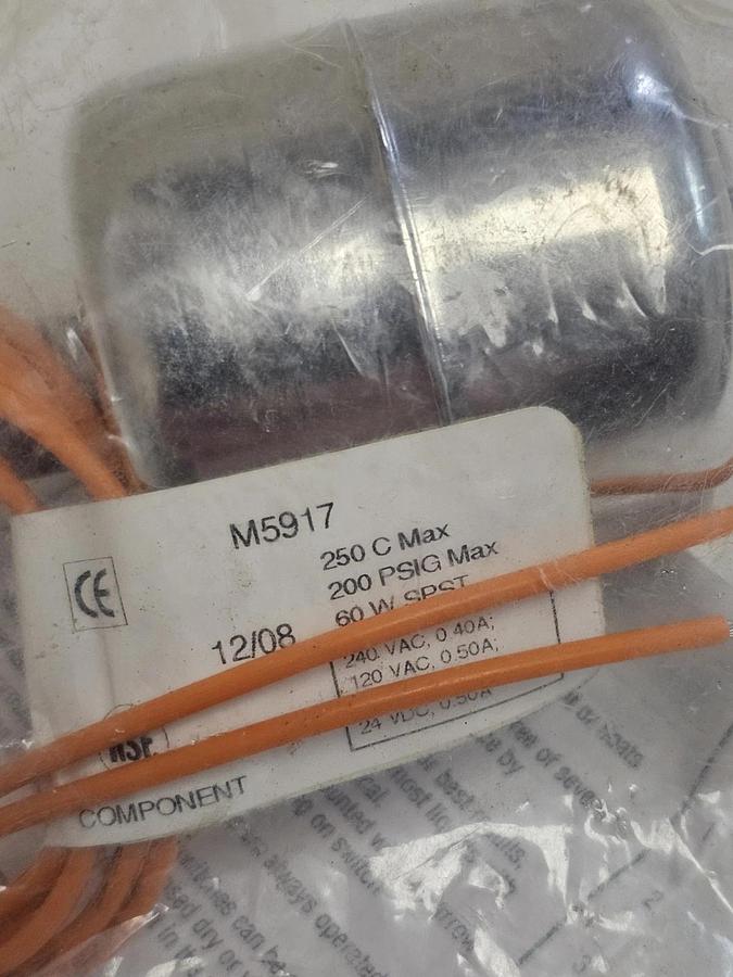 Used NEW MADISON M5917 VERTICAL OPEN TANK LIQUID LEVEL SWITCH 1/4 IN NPT