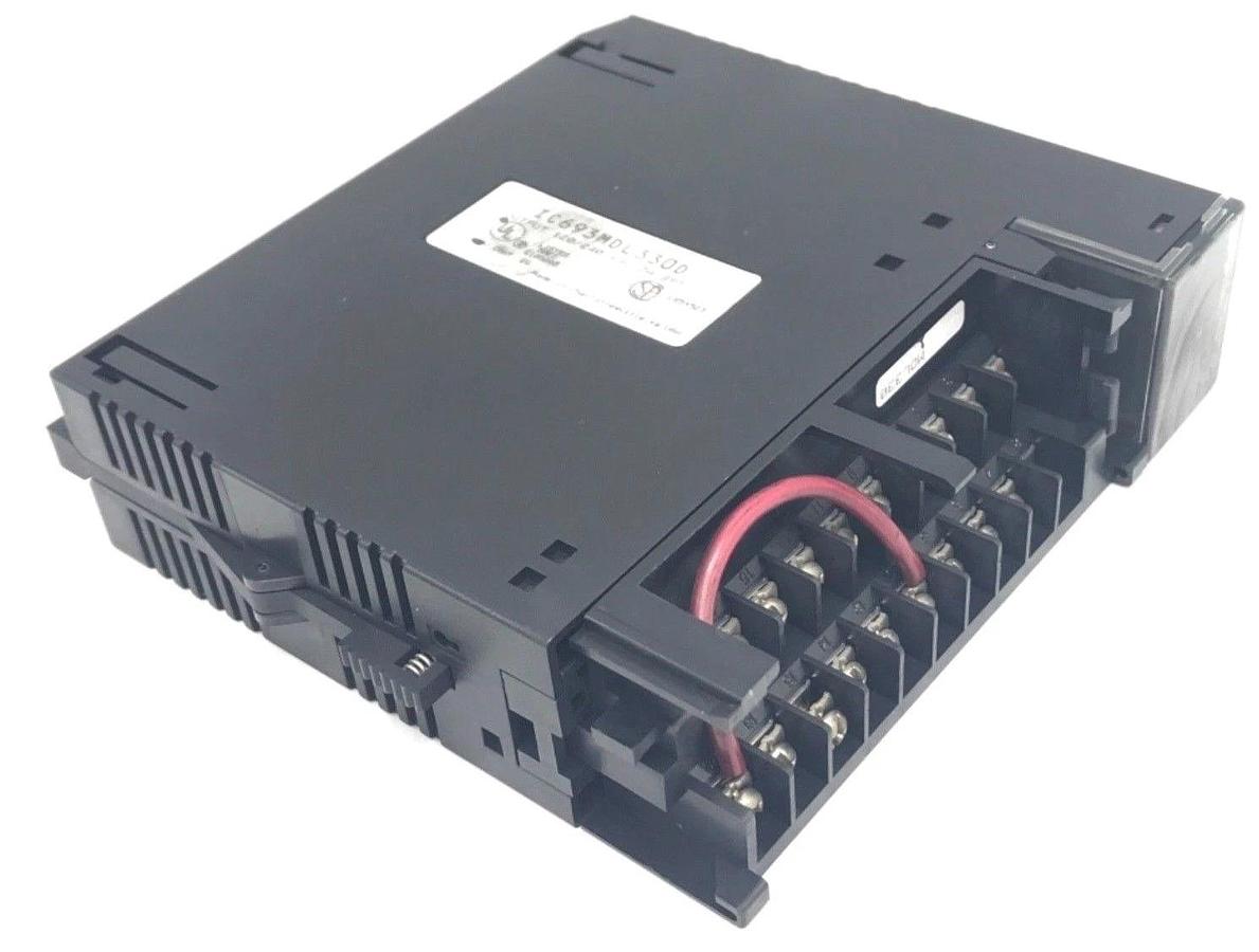 Used GE FANUC IC693MDL330D OUTPUT MODULE 8POINT 2AMP 120/240VAC