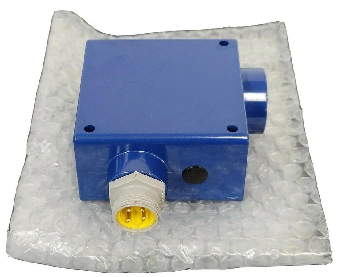 Used SCHNEIDER ELECTRIC HYDE PARK SM553A000 ULTRASONIC PROXIMITY SENSOR 421229