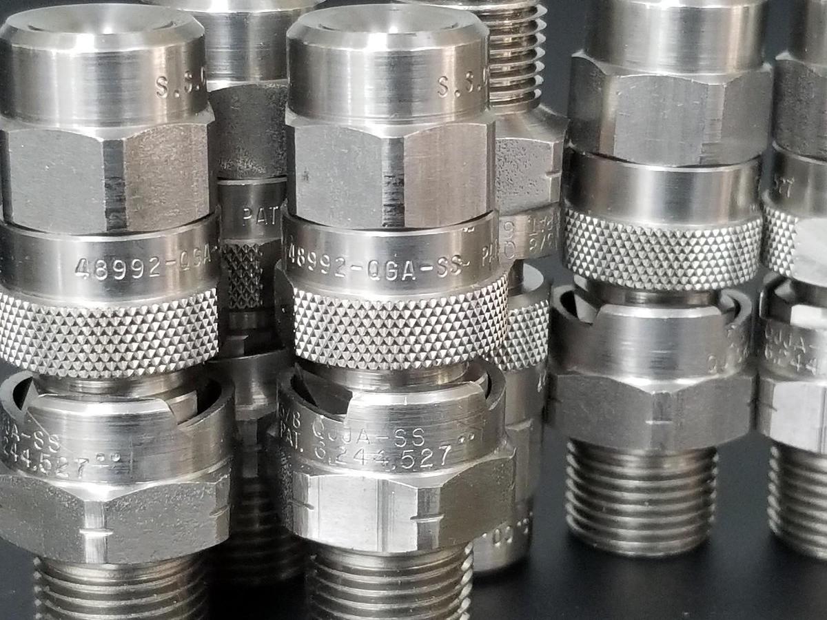 Used LOT OF 7 NEW SPRAYING SYSTEM CO. 3/8" QJJA-SS NOZZLES W/ 48992-QGA-SS, SS-24W