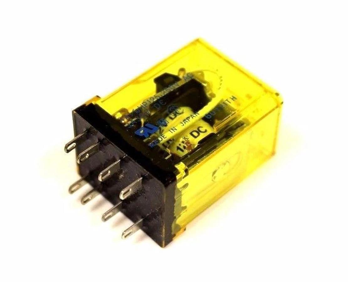 Used BOX OF 20 NEW MATSUSHITA NAIS HC2E-H-DC12V POWER RELAYS AP322144K, 12VDC, 3A