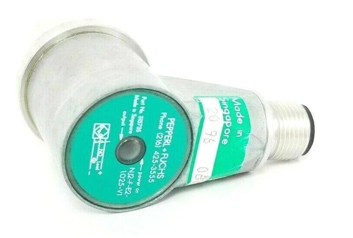 NEW PEPPERL & FUCHS NJ2-F-E2-1.025-V1 INDUCTIVE PROXIMITY SENSOR 31573S